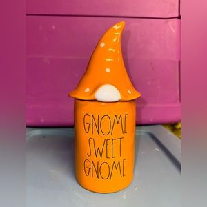 Rae Dunn gnome sweet gnome candle - yes
